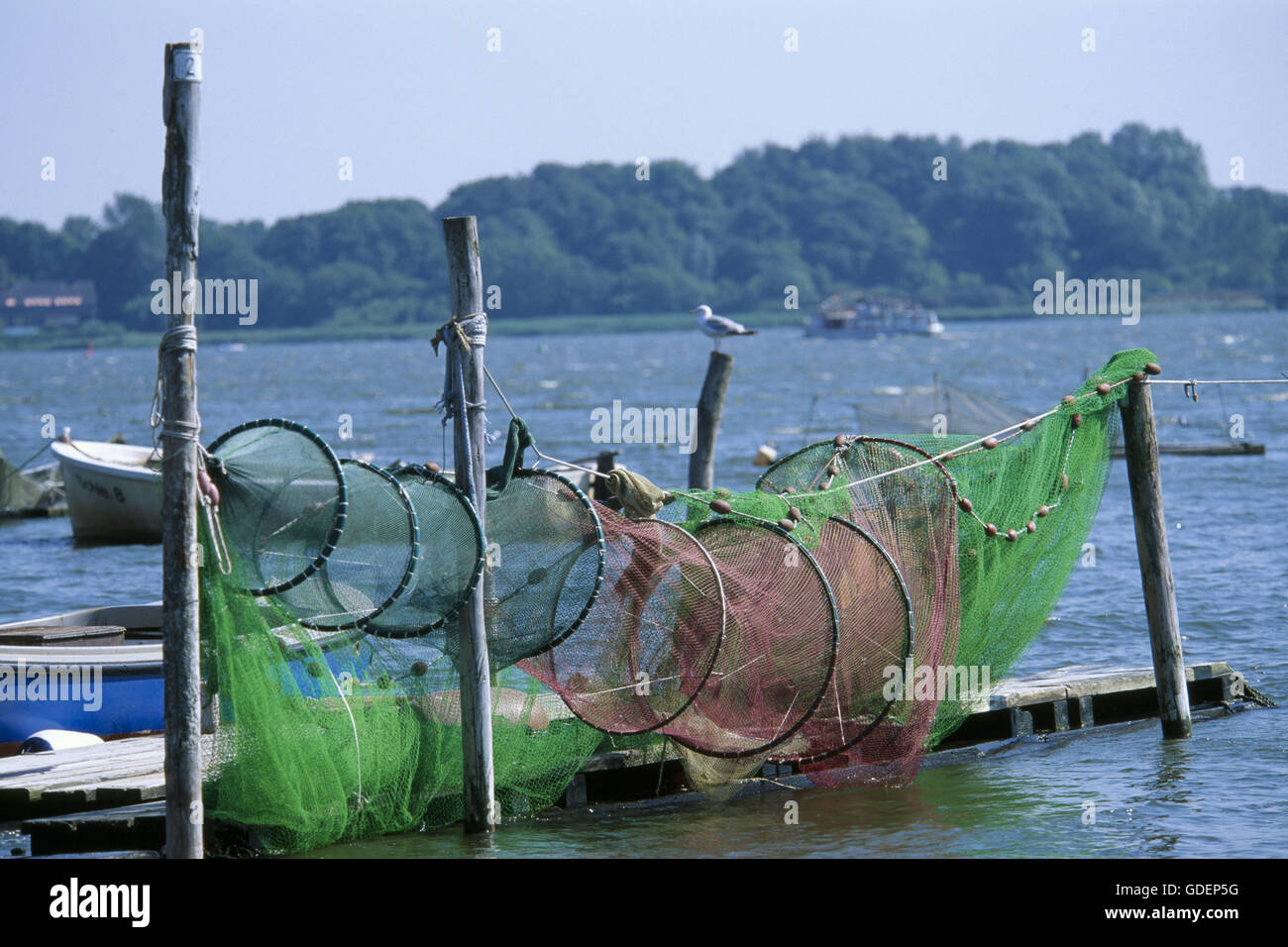 Bow nets hires stock photography and images Alamy
