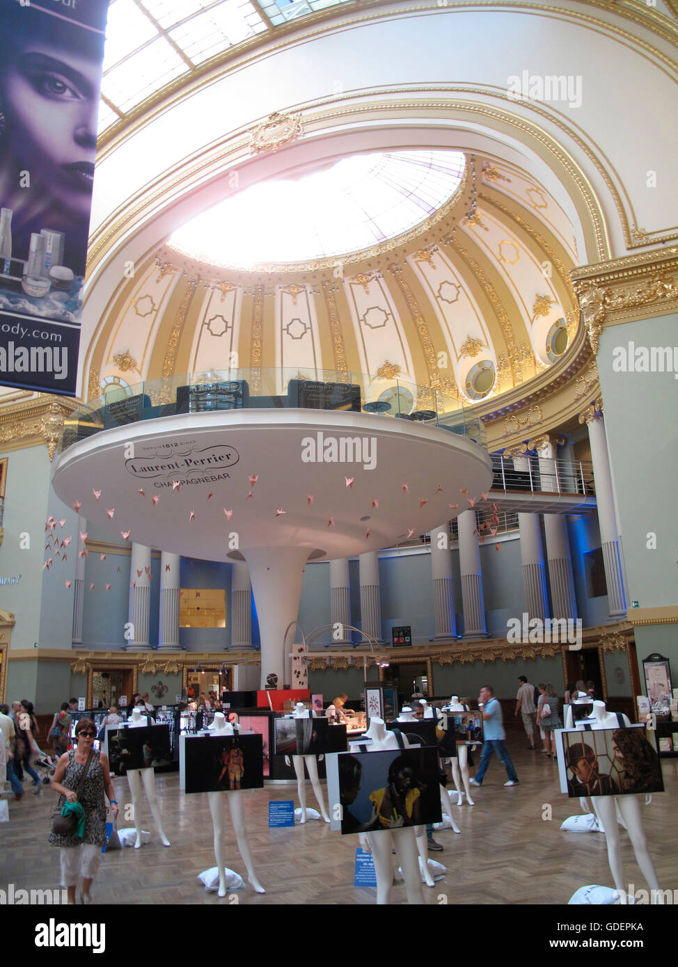 Shopping Mall, Antwerp, Flanders, Belgium / De Antwerpse Shopping