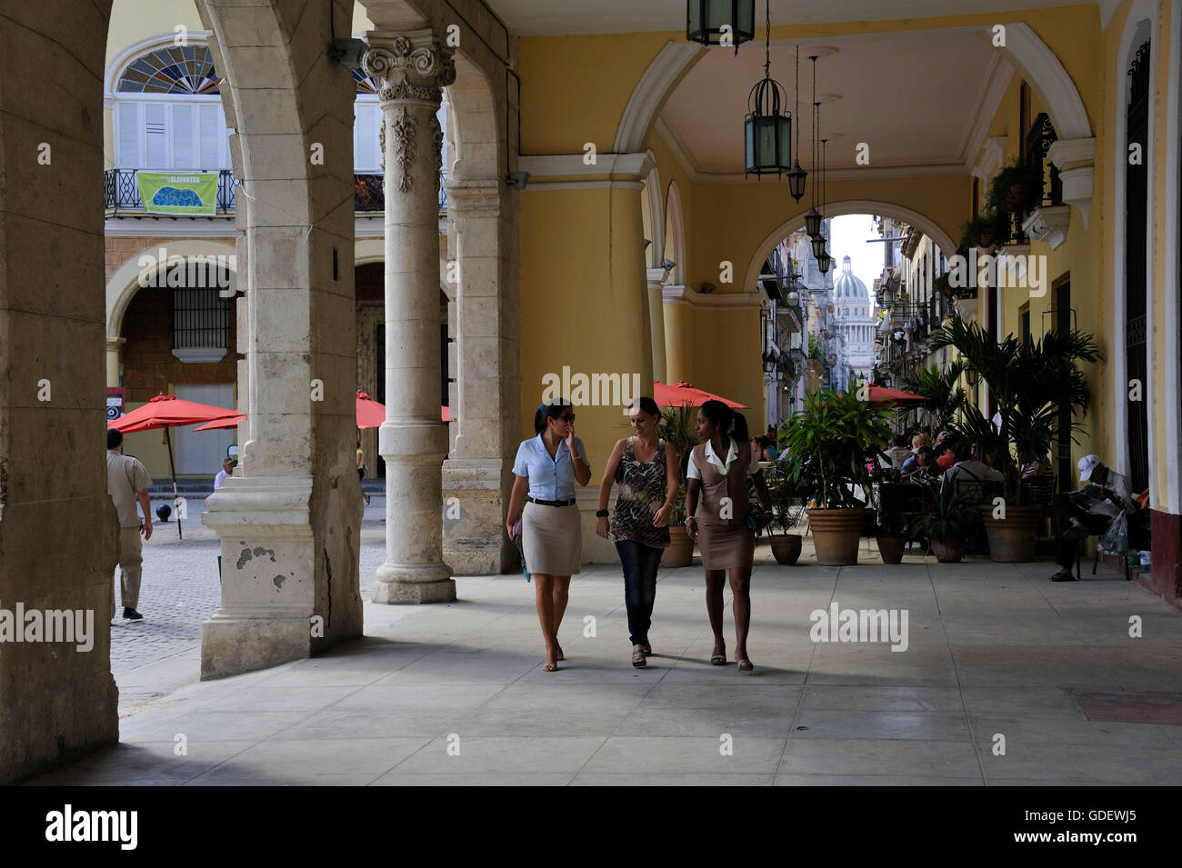 Plaza Vieja, La Habana, Cuba / Havana, arcades Stock Photo