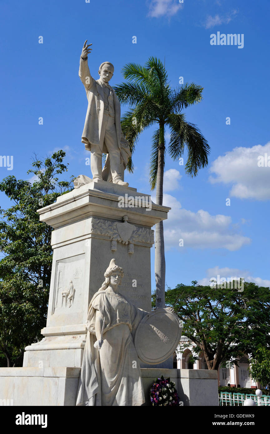 Parque Jose Marti, Statue Jose Marti, Cienfuegos, Cuba Stock Photo - Alamy