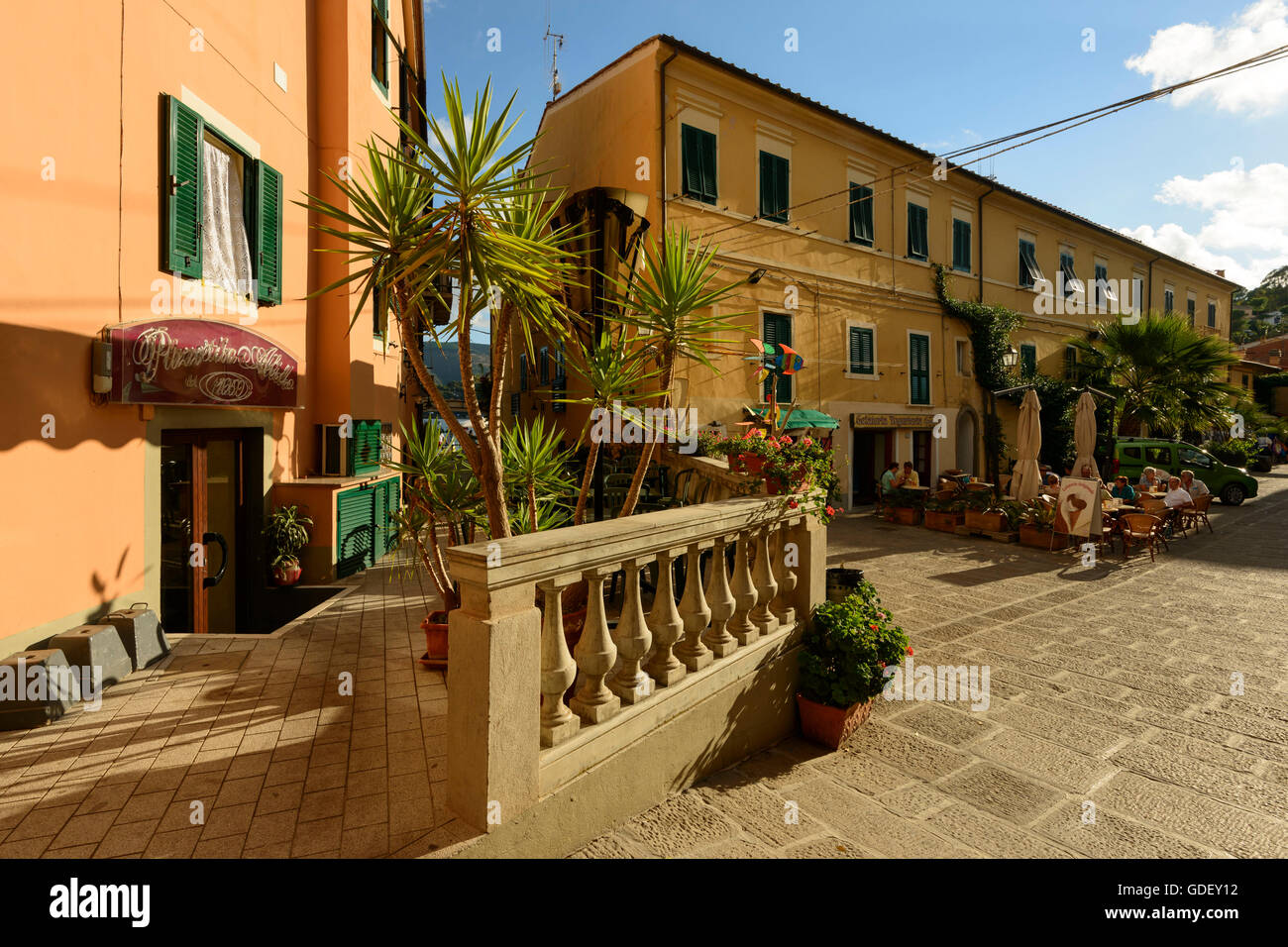 Porto azzurro elba hi-res stock photography and images - Alamy