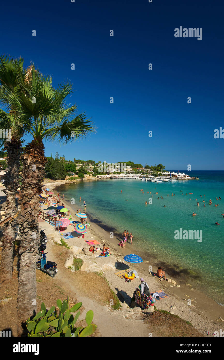 Fontane bianche beach sicily hi-res stock photography and images - Alamy