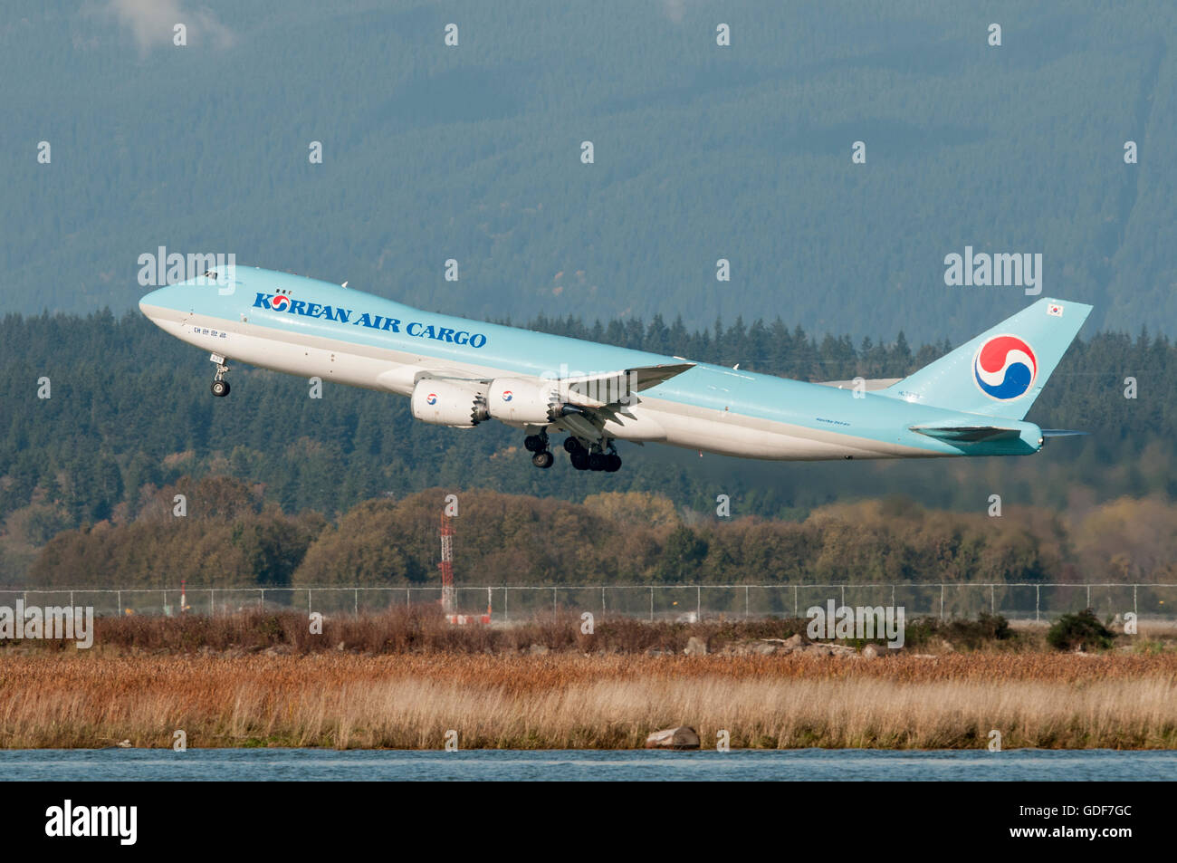 747 8b5 hi-res stock photography and images - Alamy