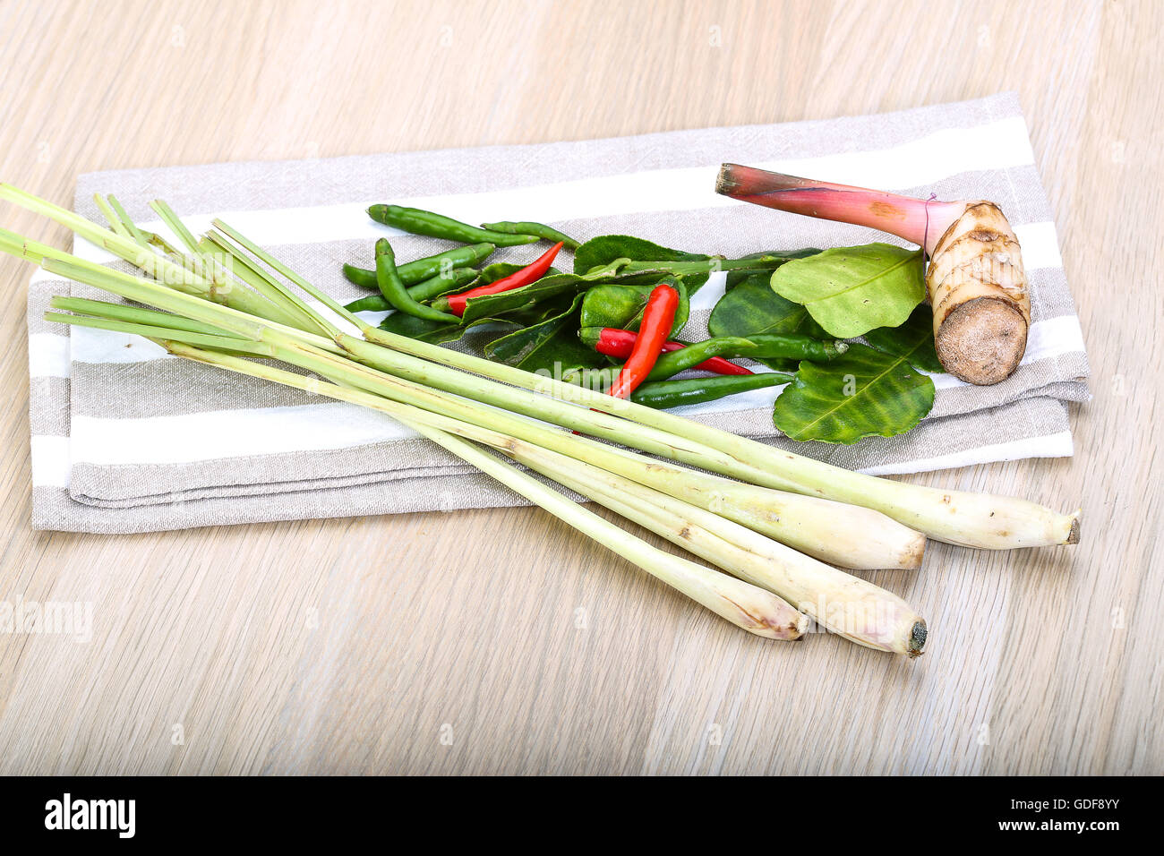 Tom yam herbs and spices set Stock Photo Alamy