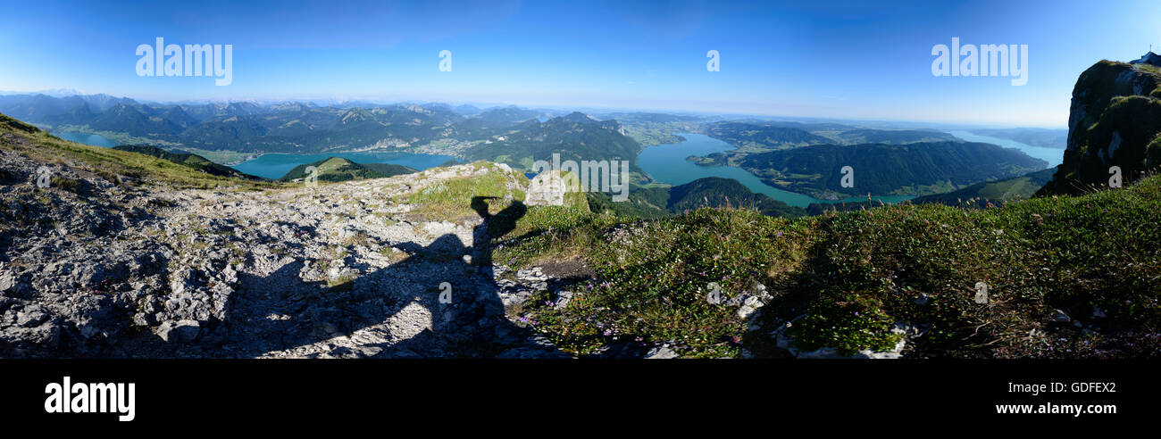 Sankt Gilgen: View from mount Schafberg to lake Wolfgangsee , lake Mondsee, wall Drachenwand and lake Attersee, Austria, Salzbur Stock Photo