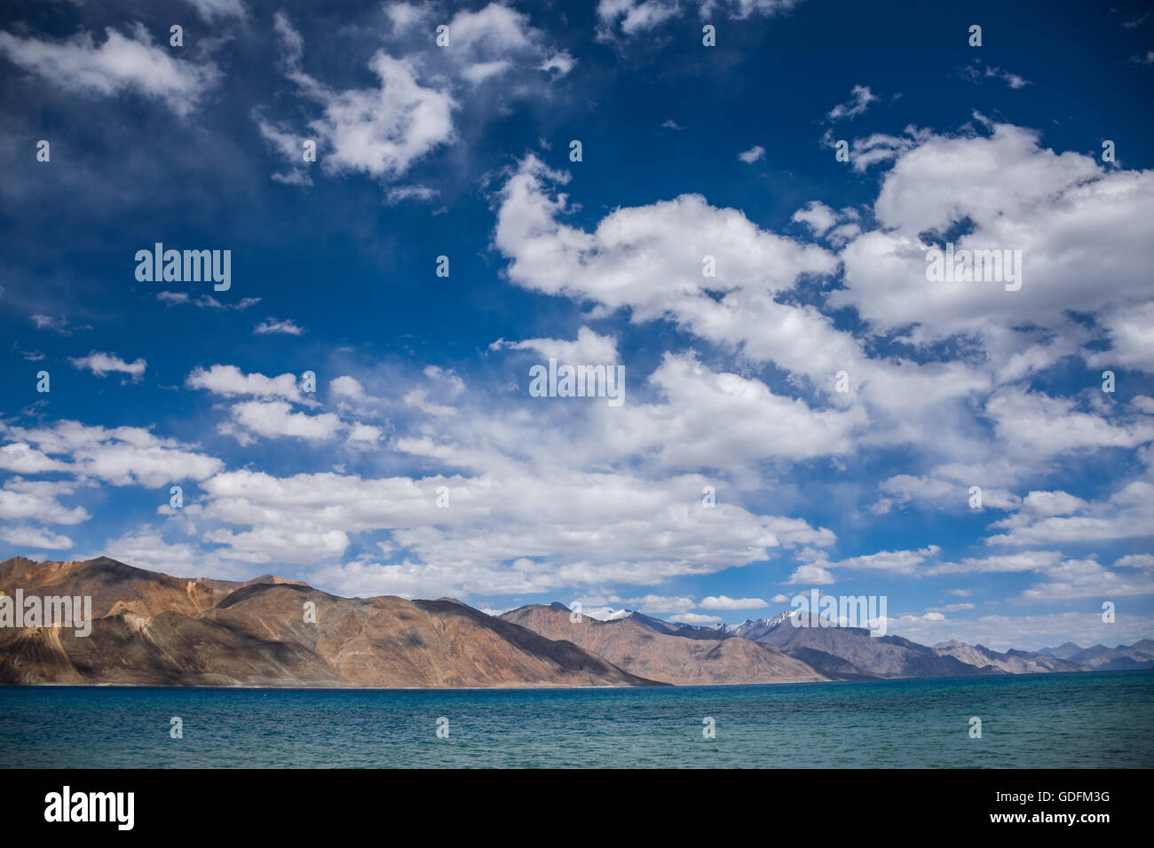 Clear blue lake in mountains hi-res stock photography and images - Alamy