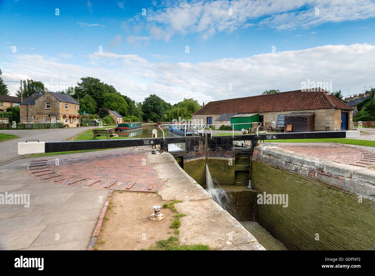 A lock on the Kennet and Avon Canal as it flows through Bradford on Avon in Wiltshire Stock Photo