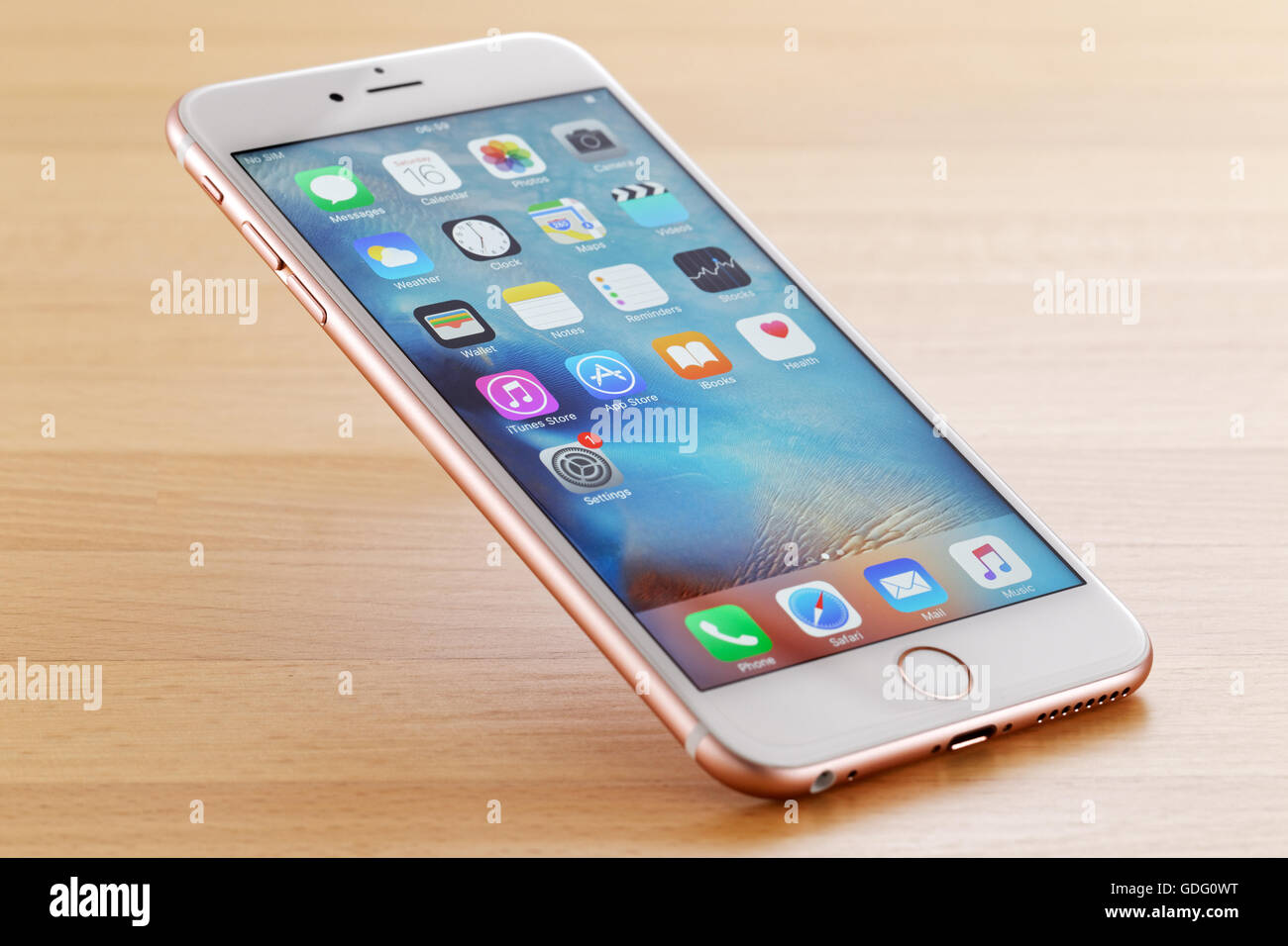 Iphone 6s hi-res stock photography and images - Alamy