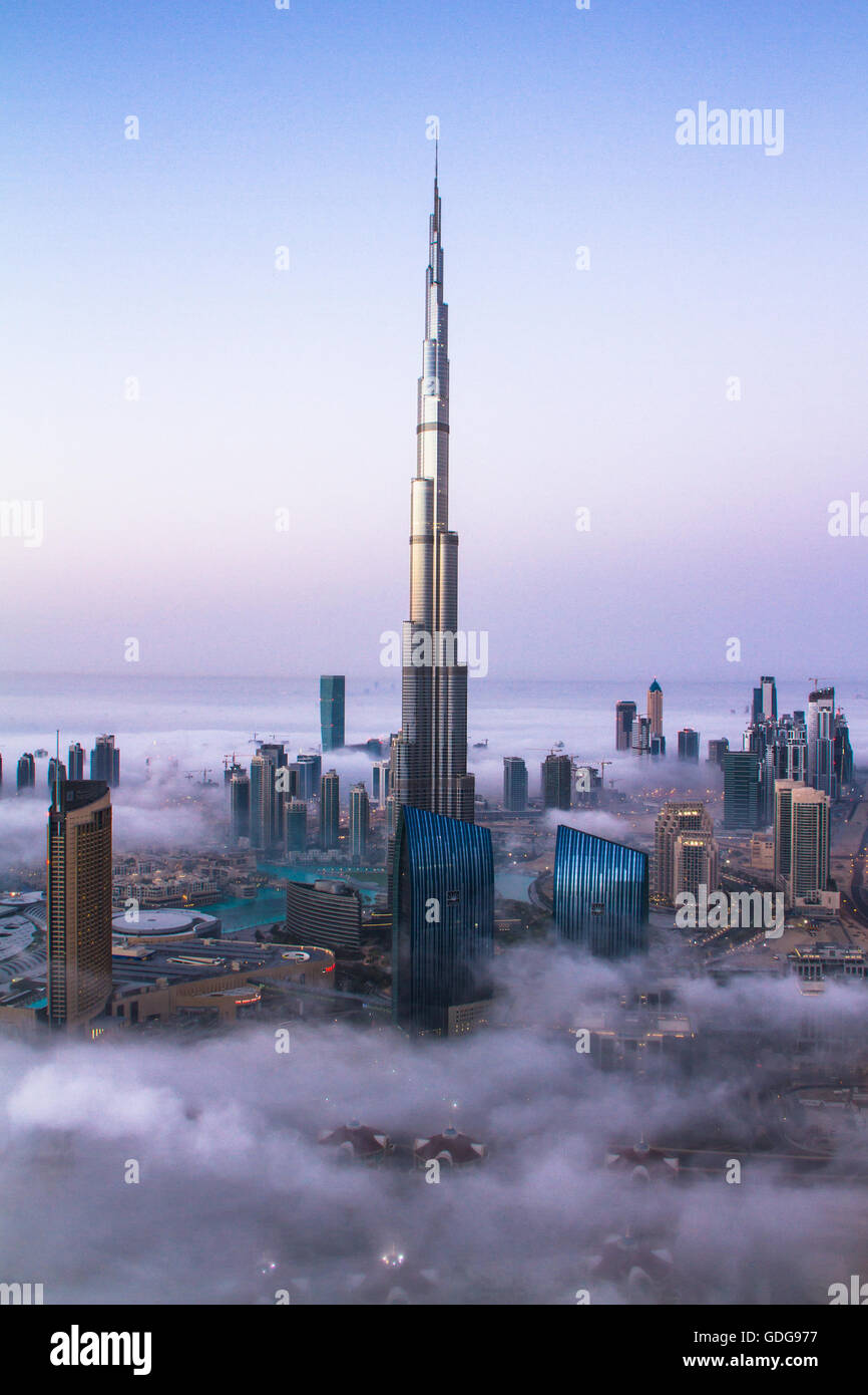 Burj Khalifa in early morning clouds Stock Photo Alamy
