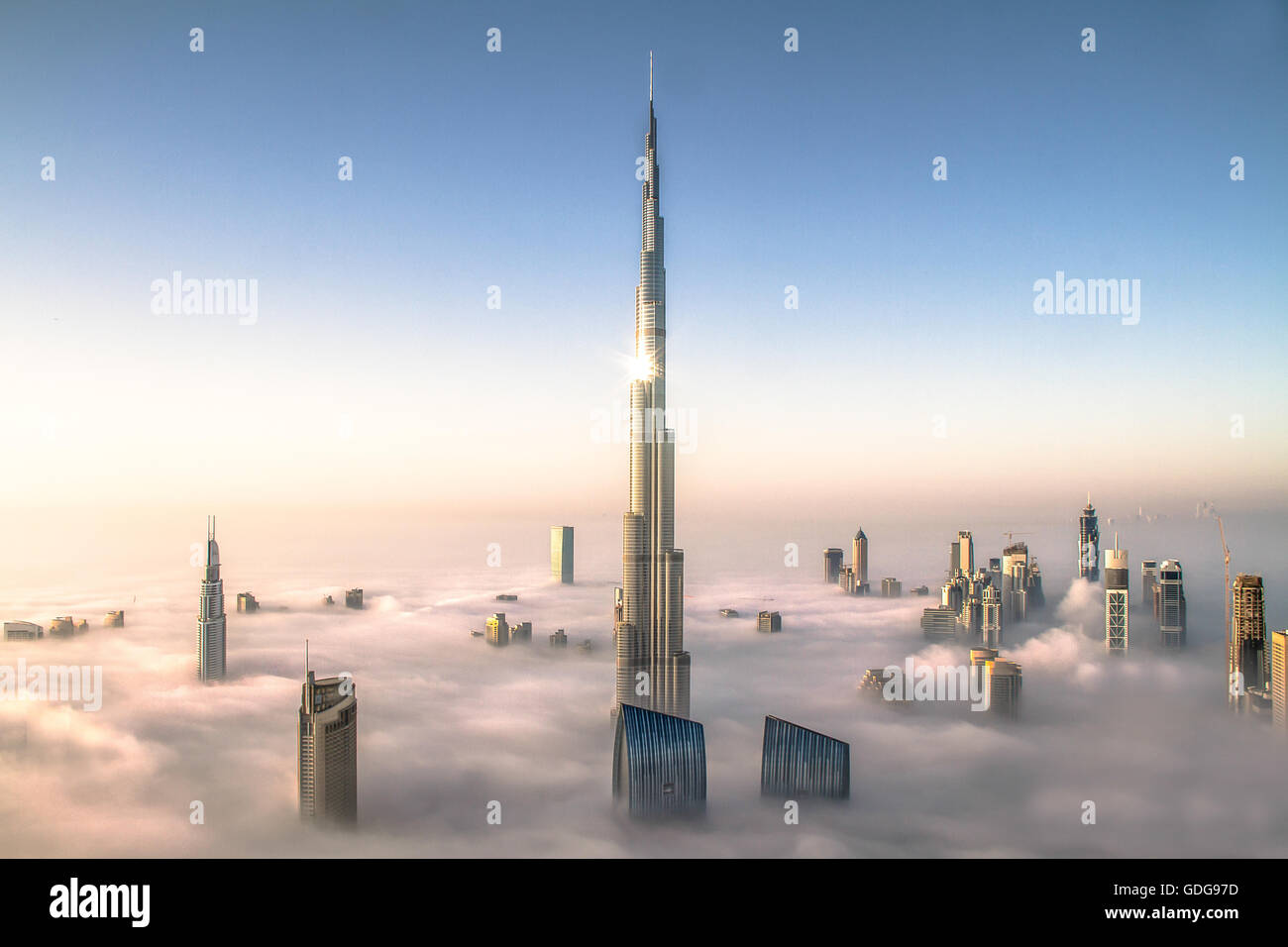 Burj Khalifa & Downtown Dubai in Clouds Stock Photo Alamy