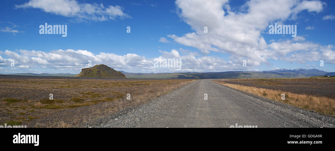Iceland: landscape from the Route 1, or the Ring Road, a 1332 kilometers national road that runs around Iceland Stock Photo