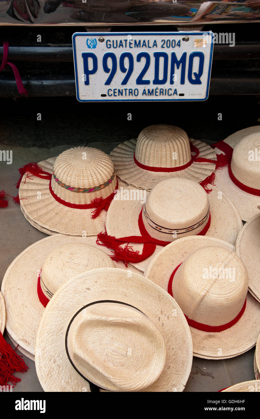 Guatemala hats market hi-res stock photography and images - Alamy
