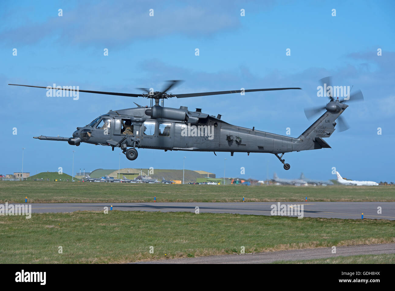 USAF Sikorsky HH-60G Pave Hawk home base RAF Lakenheath (LN) on exercise at RAF Lossiemouth, Moray. Scotland.  SCO 10,744. Stock Photo