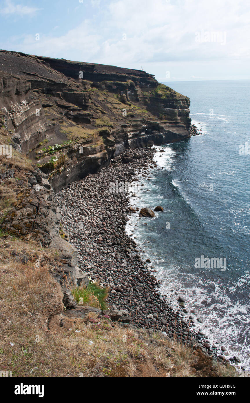 Iceland: the rocks and the black sand of Krysuvikurberg Cliffs, in the geothermal area of Krysuvik Stock Photo