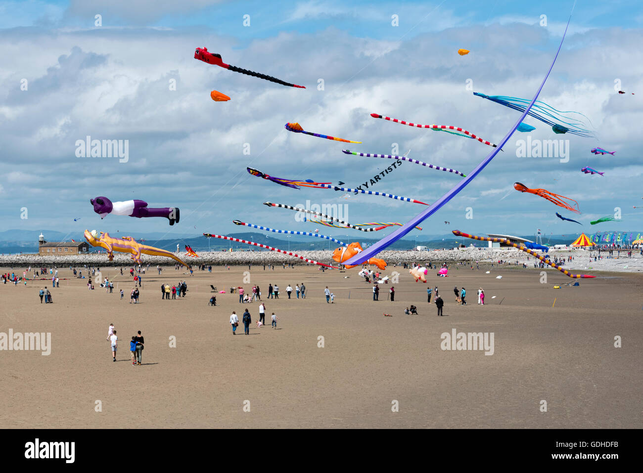 Morecambe, UK. 16th July, 2016. Catch The Wind Kite Festival, Morecambe