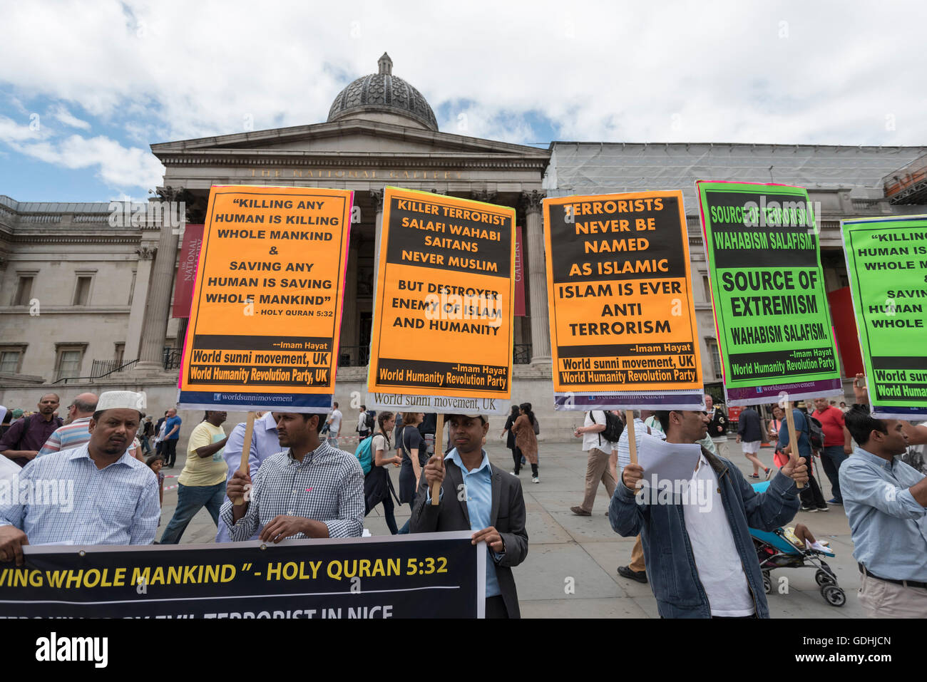 London, UK.  17 July 2016.  Members of the World Sunni Movement gather in Trafalgar Square to protest against atrocities committed by Islamists. Credit:  Stephen Chung / Alamy Live News Stock Photo