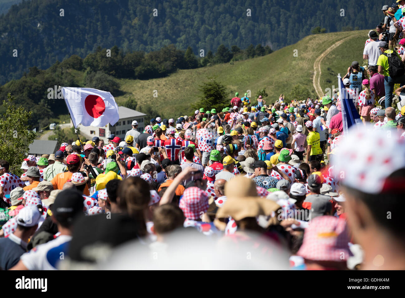 Virieu Le Petit, France. 17th July, 2016. 17th July, 2016. Isere, FR. Crowds of spectators fill the road while waiting for the lead riders at the summit of the Gran Colombier. Credit:  John Kavouris/Alamy Live News Stock Photo