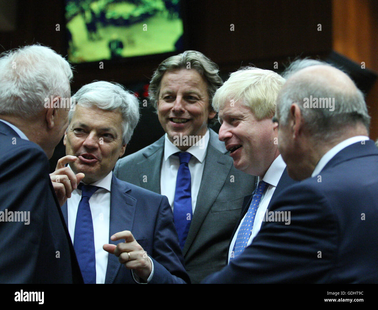 Brussels, Belgium. 18th July, 2016. Boris Johnson during the round table next to the foreign ministers of Spain José Manuel García-Margallo, Belgium Didier Reynders and Bert Koenders forieng minister of Netherlands Credit:  Leonardo Hugo Cavallo/Alamy Live News Stock Photo
