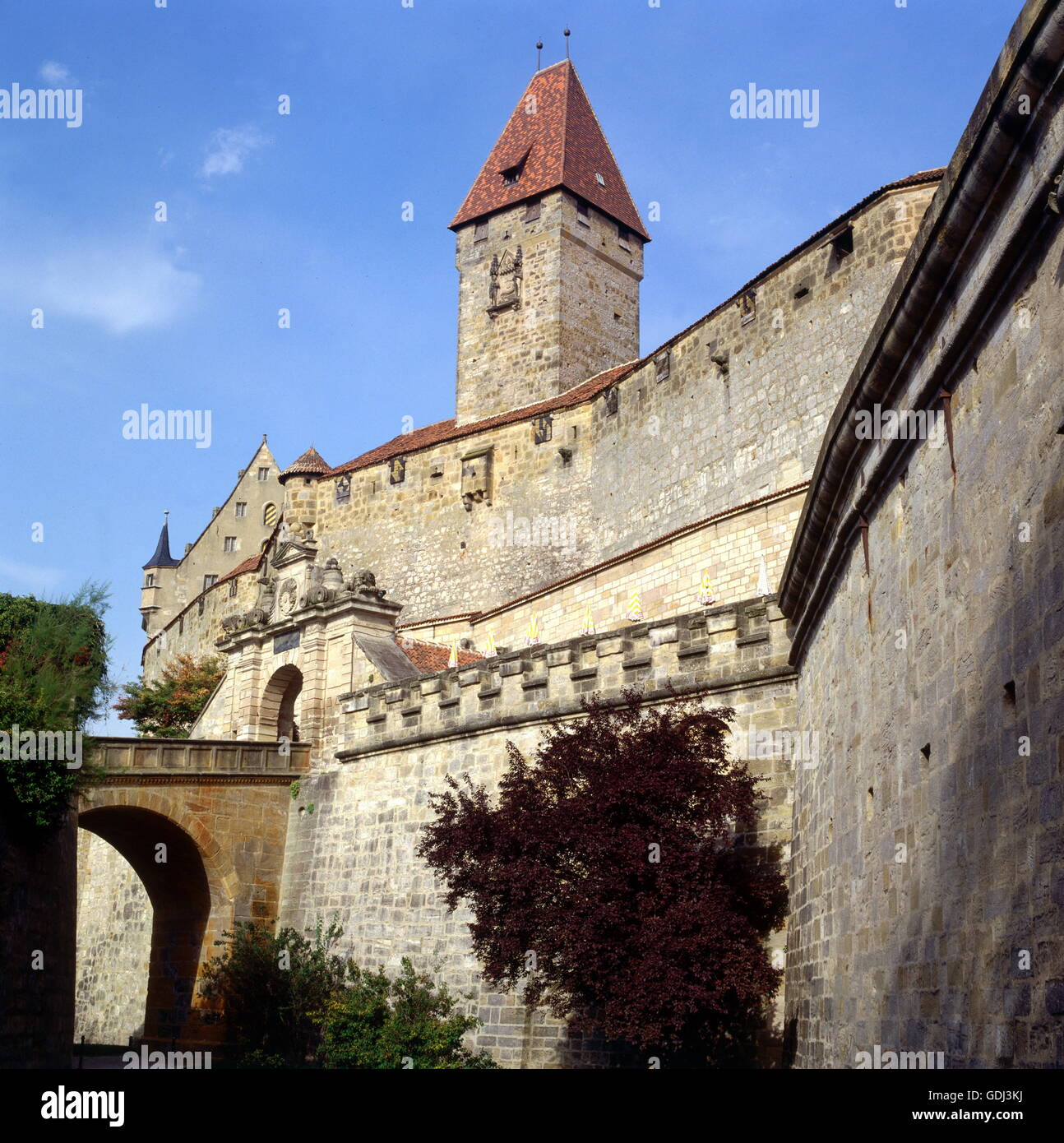 geography / travel, Germany, Bavaria, Coburg, Veste Coburg castle, fortification, 'Roter Turm' (red tower), exterior view, Stock Photo