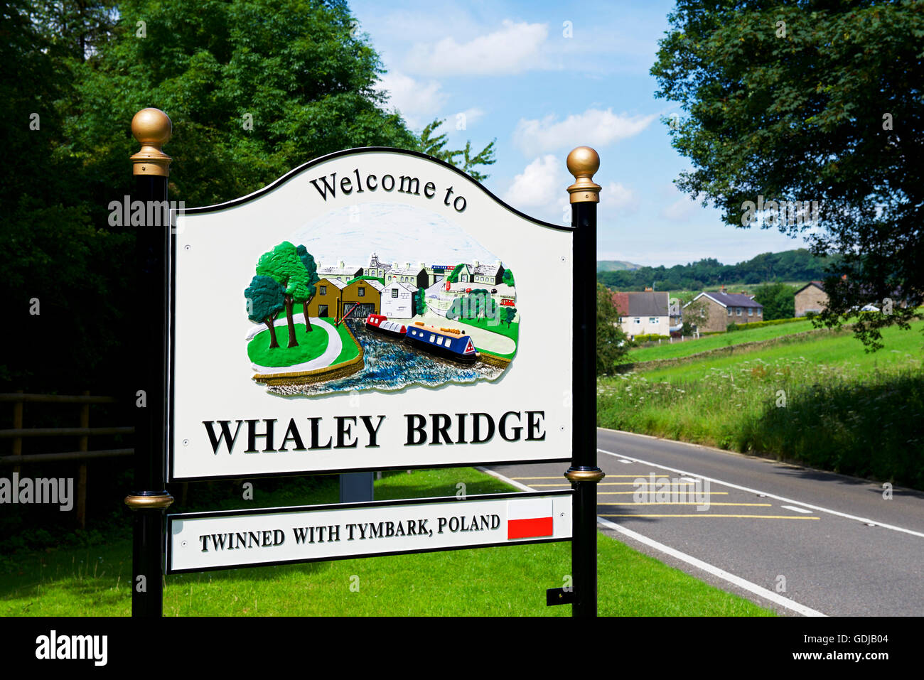 Whaley bridge town hires stock photography and images Alamy