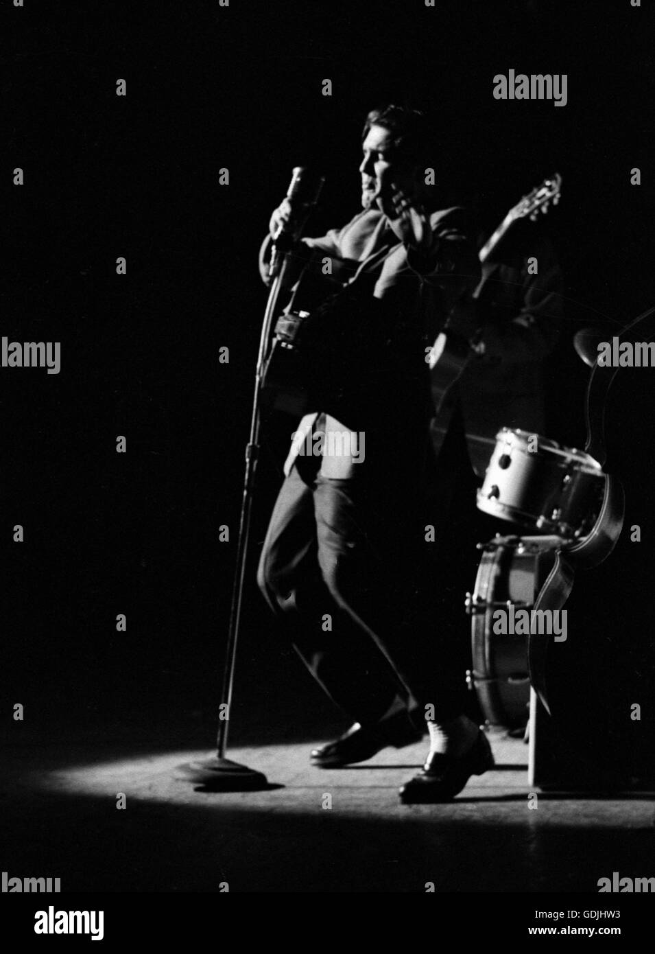 Elvis Presley in concert at the Fox Theater, Detroit, Michigan, May 25, 1956. Stock Photo