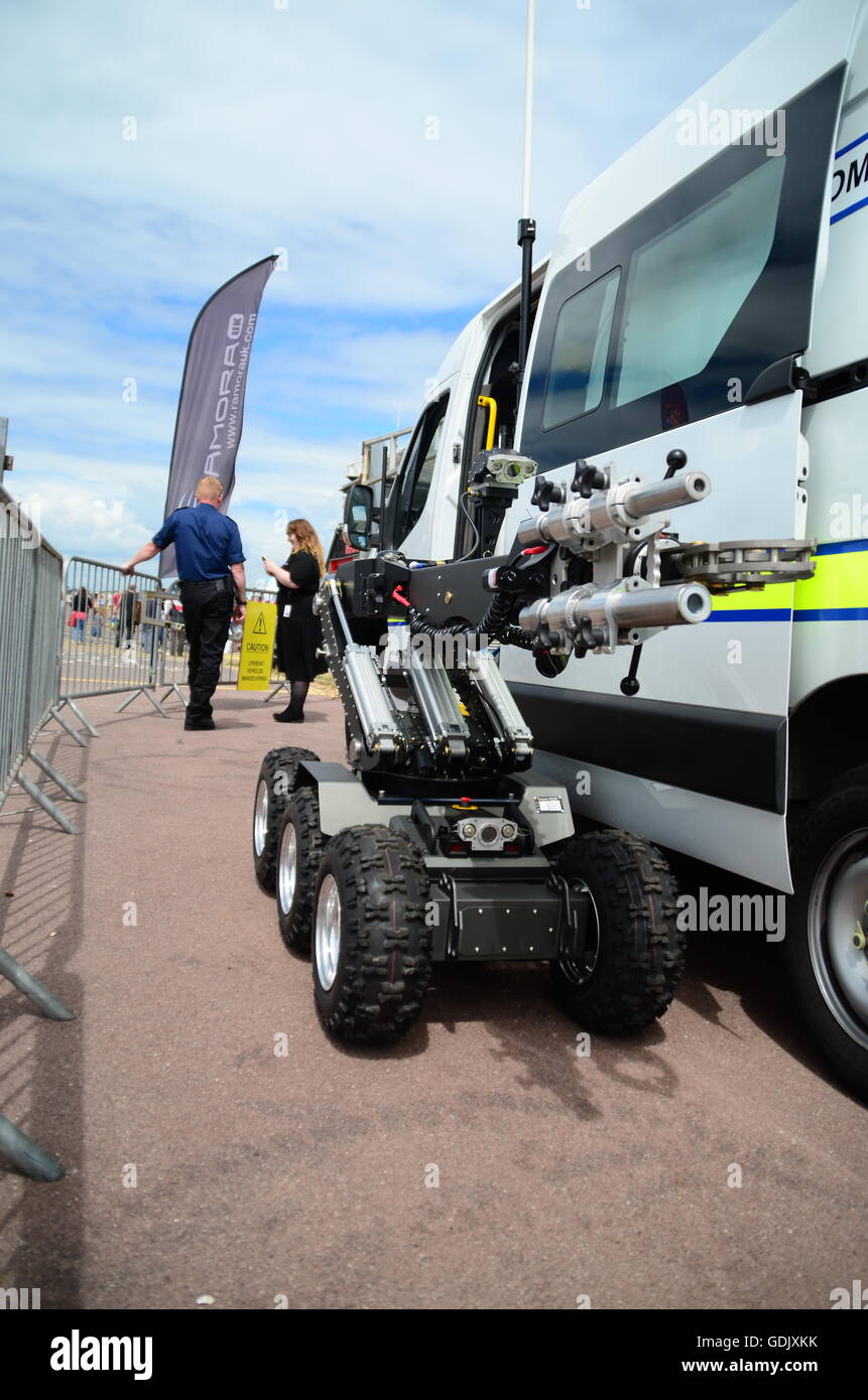 Bomb Disposal Robot Stock Photo Alamy