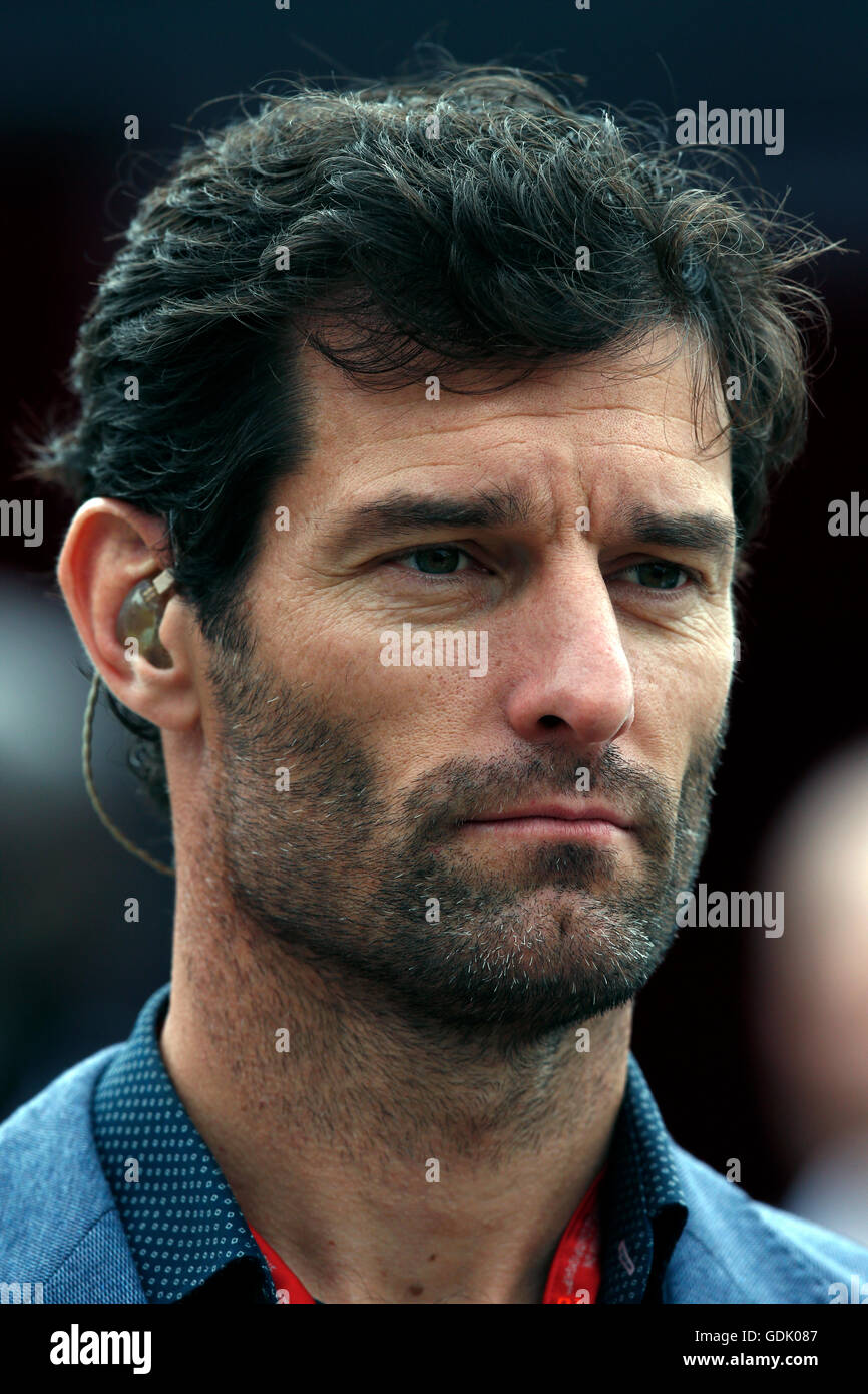 Racing driver Mark Webber presents Channel 4 television coverage of the Formula One race at Silverstone Stock Photo