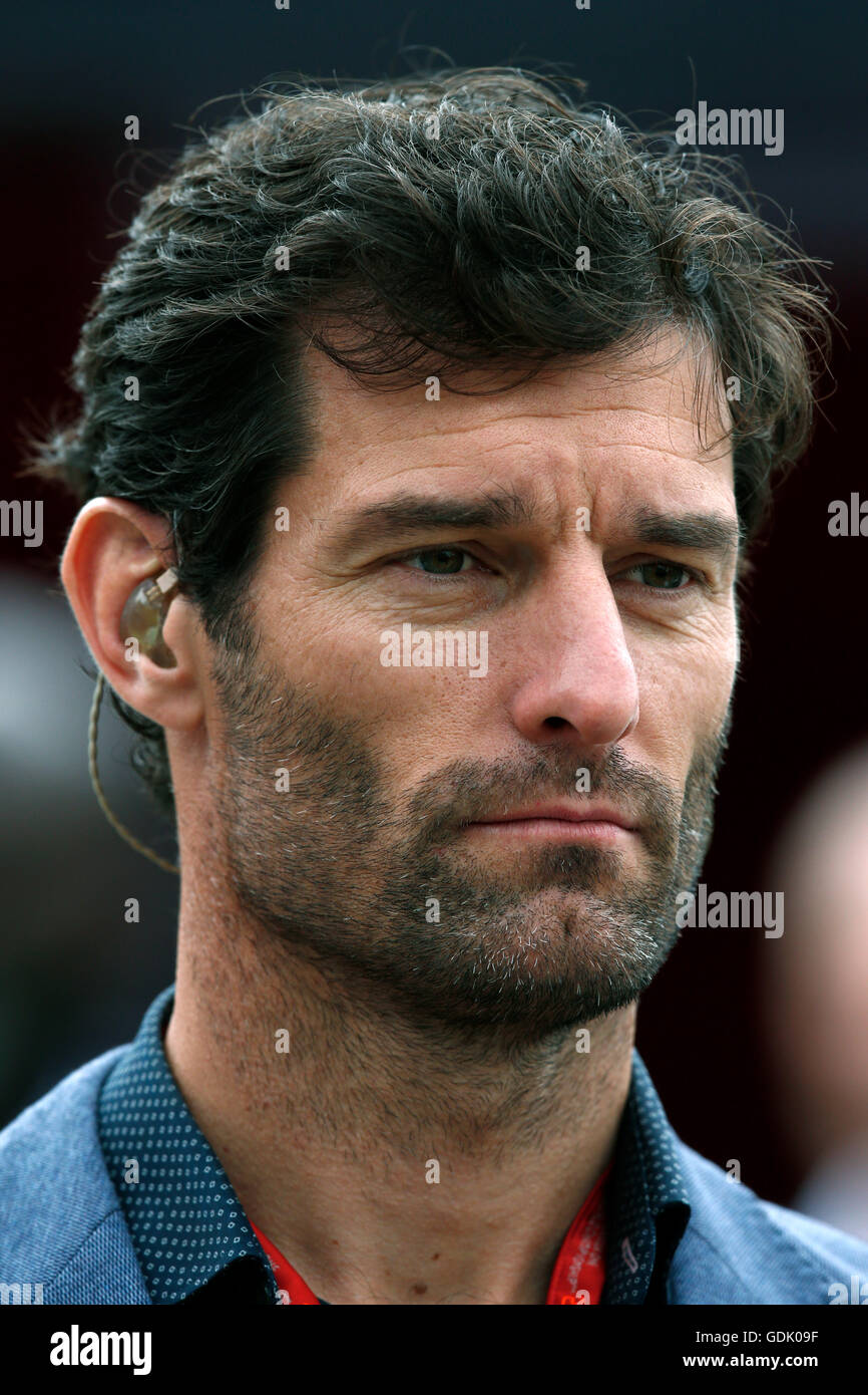 Racing driver Mark Webber presents Channel 4 television coverage of the Formula One race at Silverstone Stock Photo