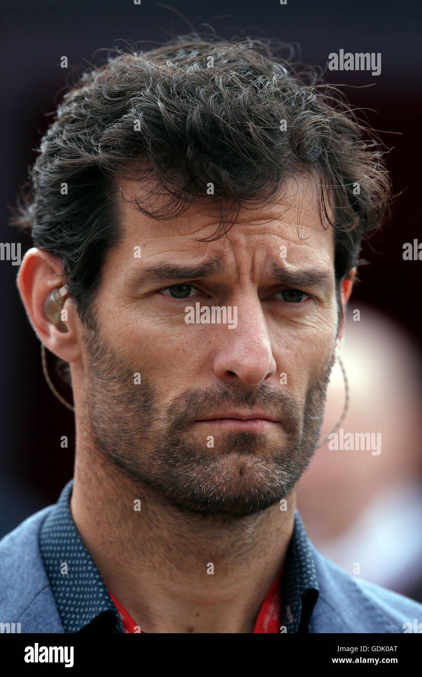 Racing driver Mark Webber presents Channel 4 television coverage of the Formula One race at Silverstone Stock Photo