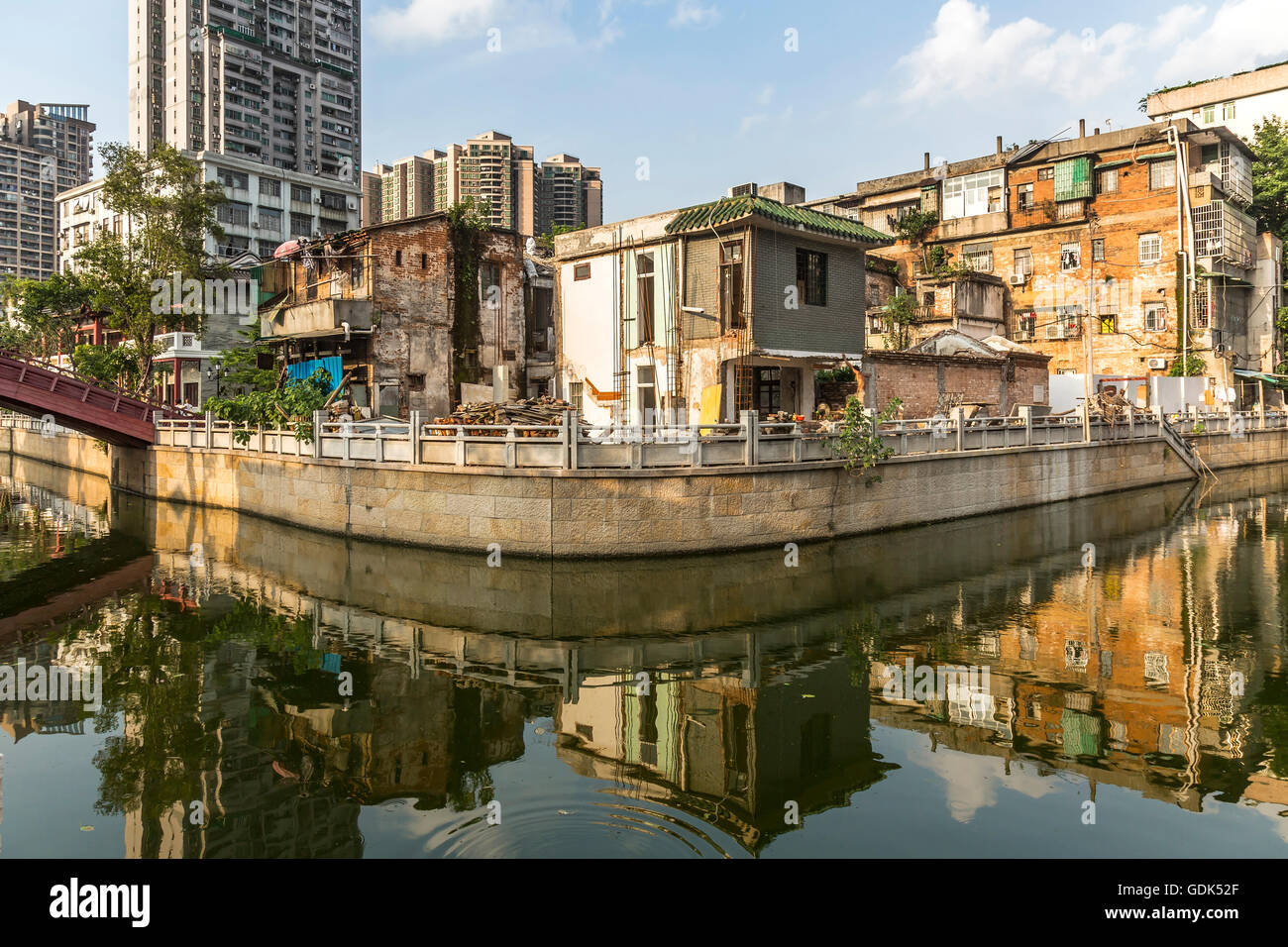 Liwan park hires stock photography and images Alamy