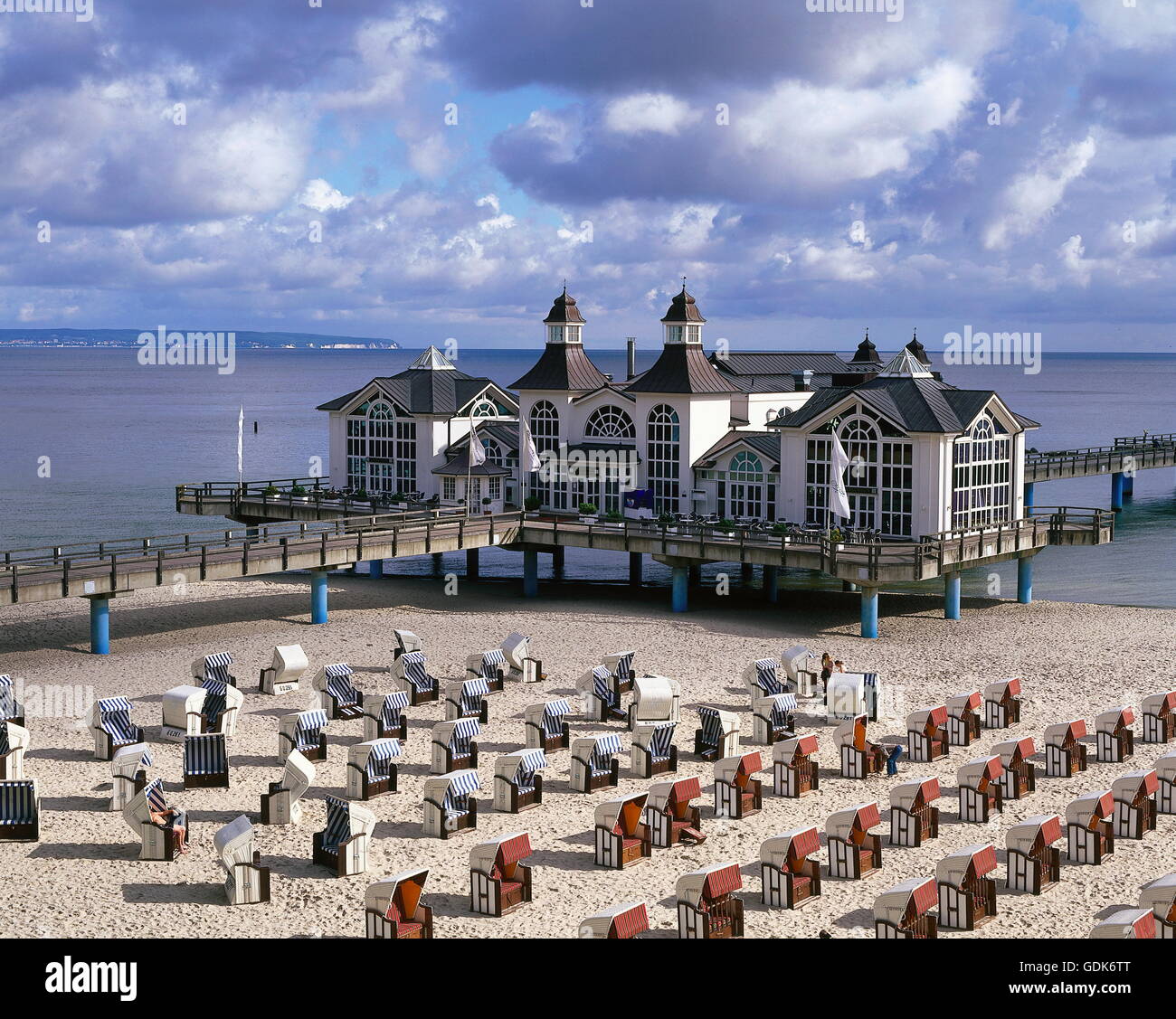 geography / travel, Germany, Mecklenburg-West Pomerania, Ruegen, Sellin, beaches, beach, pier, beach chair, Stock Photo
