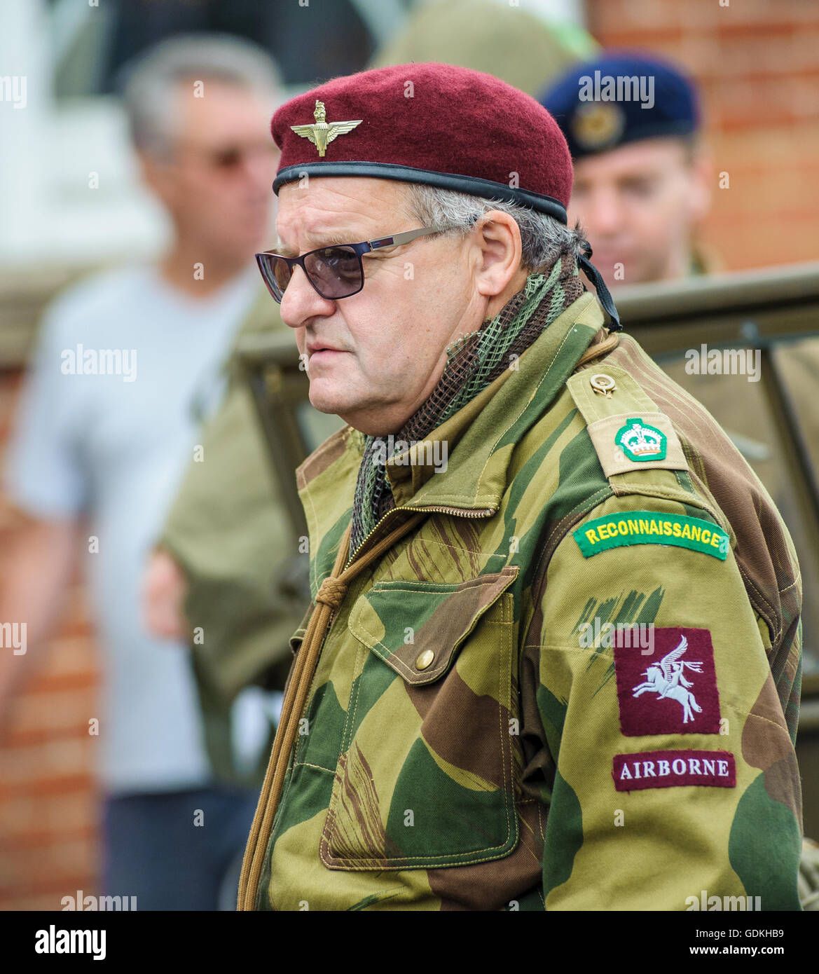 Parachute regiment beret hi-res stock photography and images - Alamy