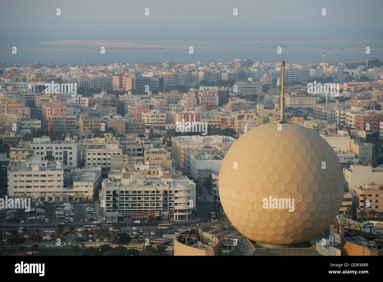 Indoor diving at Dubai Mall, Dubai, UAE Stock Photo Alamy