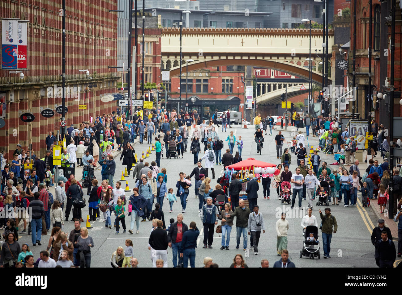 Busy main road manchester hires stock photography and images Alamy