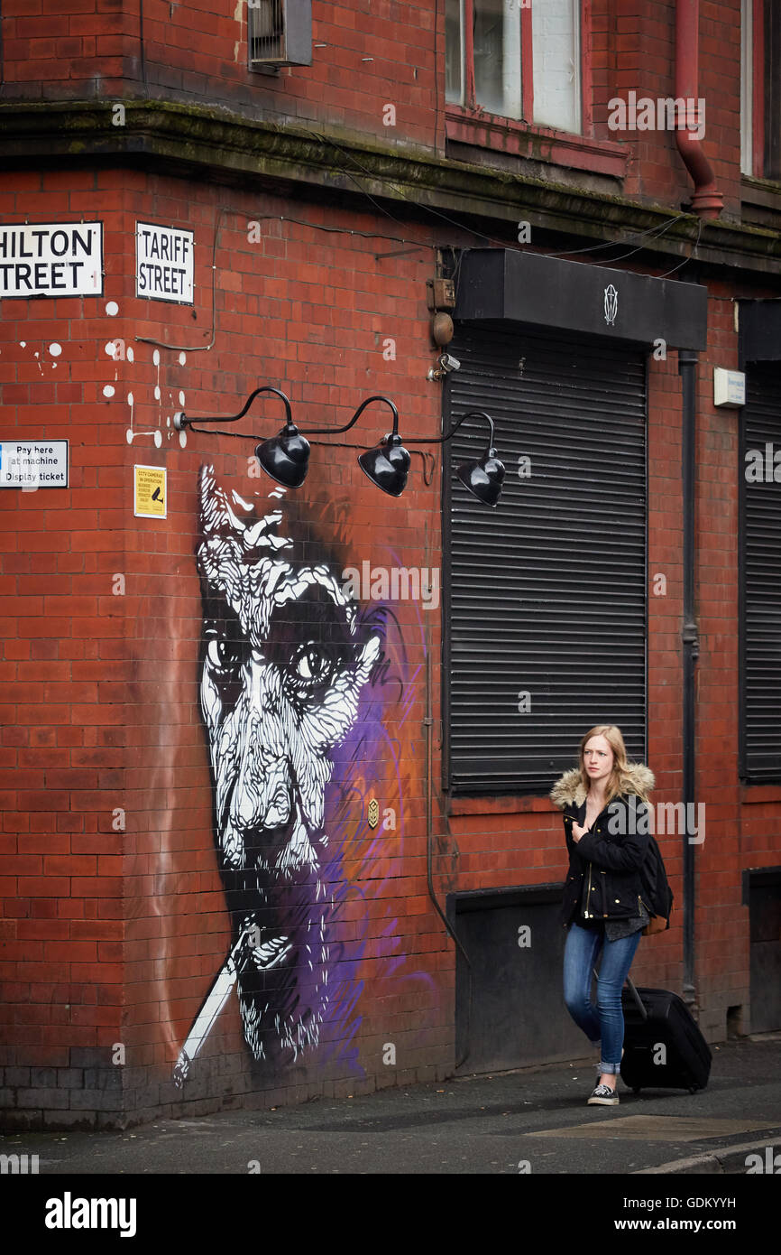 Manchester Northern Quarter graffiti Graffiti mural painting street art