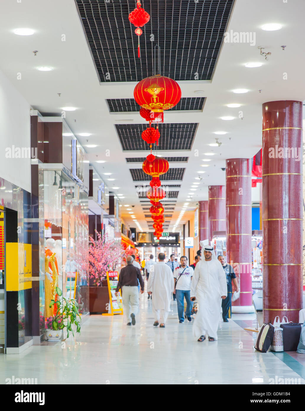 People shopping at Dragon Mart, Dubai, UAE Stock Photo Alamy