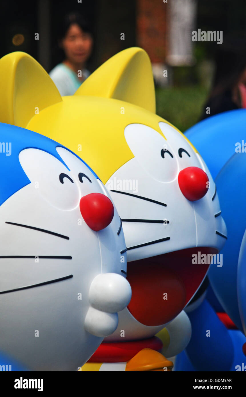 Tokyo Japan 16th July 16 People Past Near Figures Of Anime Manga Character Doraemon Displayed At Tokyo S Roppongi Hills Shopping Center In Tokyo Japan July 14 16 Photo By Ramiro Agustin Vargas Tokyo Japan 16th July 16 People Past Near Figures Of Anime Manga Character Doraemon Displayed At Tokyo S Roppongi Hills Shopping Center In Tokyo Japan July 14 16 Photo By Ramiro Agustin Vargas