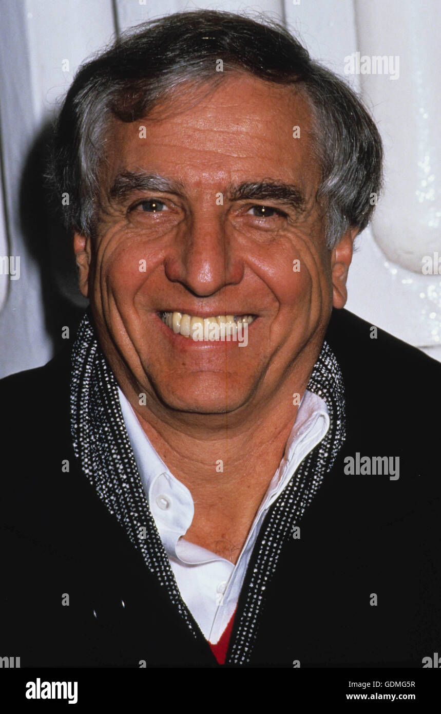 GARRY MARSHALL (Nov. 13, 1934 - July 19, 2016) was an American actor, director, writer and producer whose notable credits included creating 'Happy Days' and its various spinoffs, developing Neil Simon's 1965 play 'The Odd Couple' for television, and directing the films 'Pretty Woman', 'Runaway Bride', and 'The Princess Diaries'. Marshall was inducted into the Television Hall of Fame in 1997. PICTURED: Director GARRY MARSHALL in 1993. © Globe Photos/ZUMAPRESS.com/Alamy Live News Stock Photo