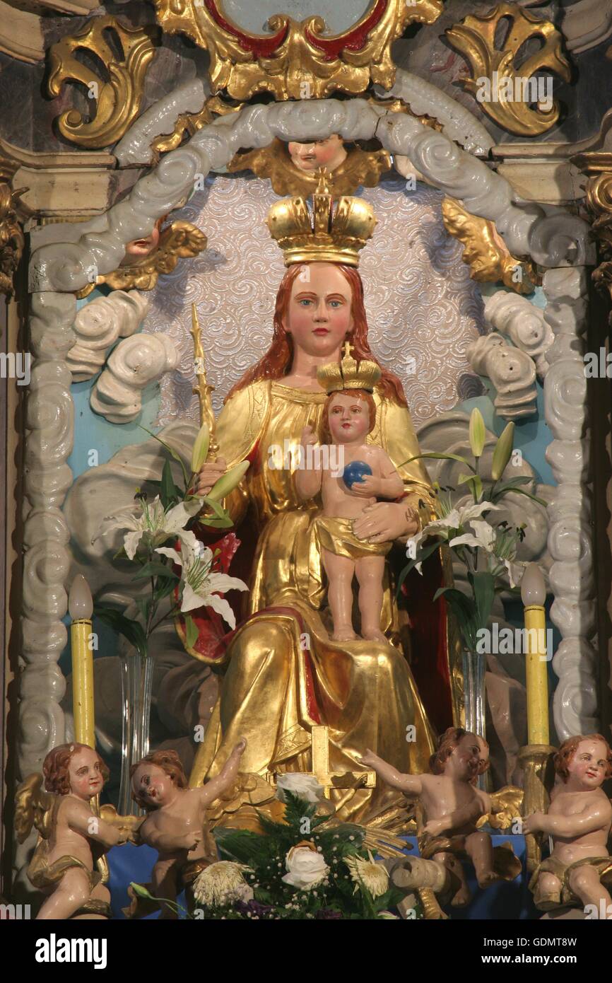 Blessed Virgin Mary with baby Jesus Stock Photo - Alamy