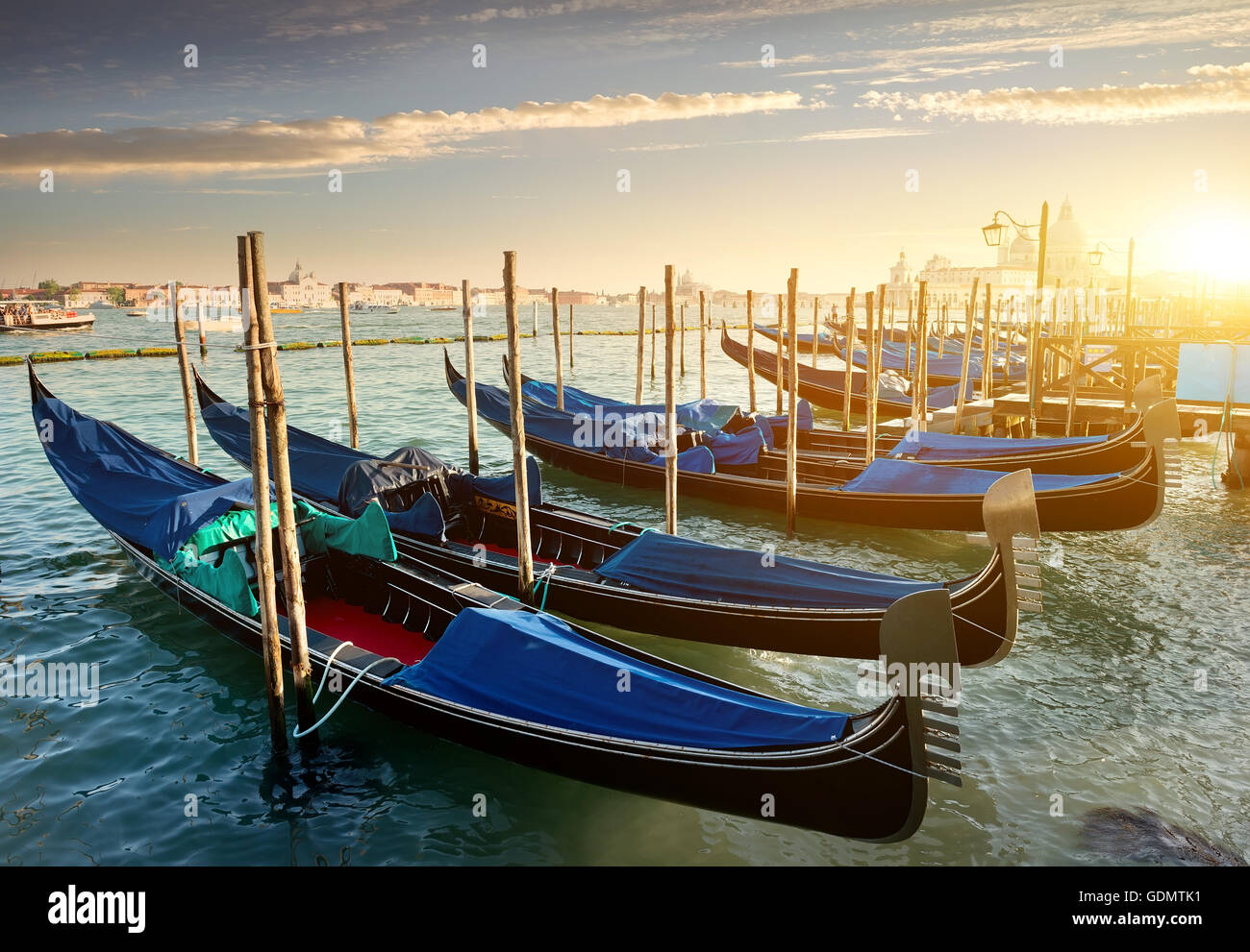 Gondolas in venice against hi-res stock photography and images - Alamy