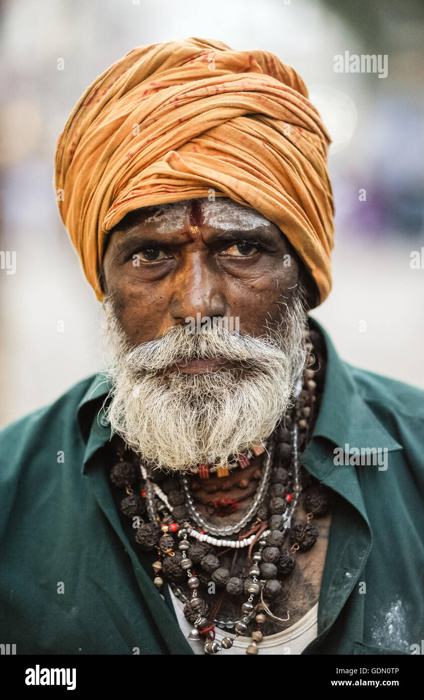 Hindu priest, Madurai, Tamil Nadu, South India, India Stock Photo - Alamy
