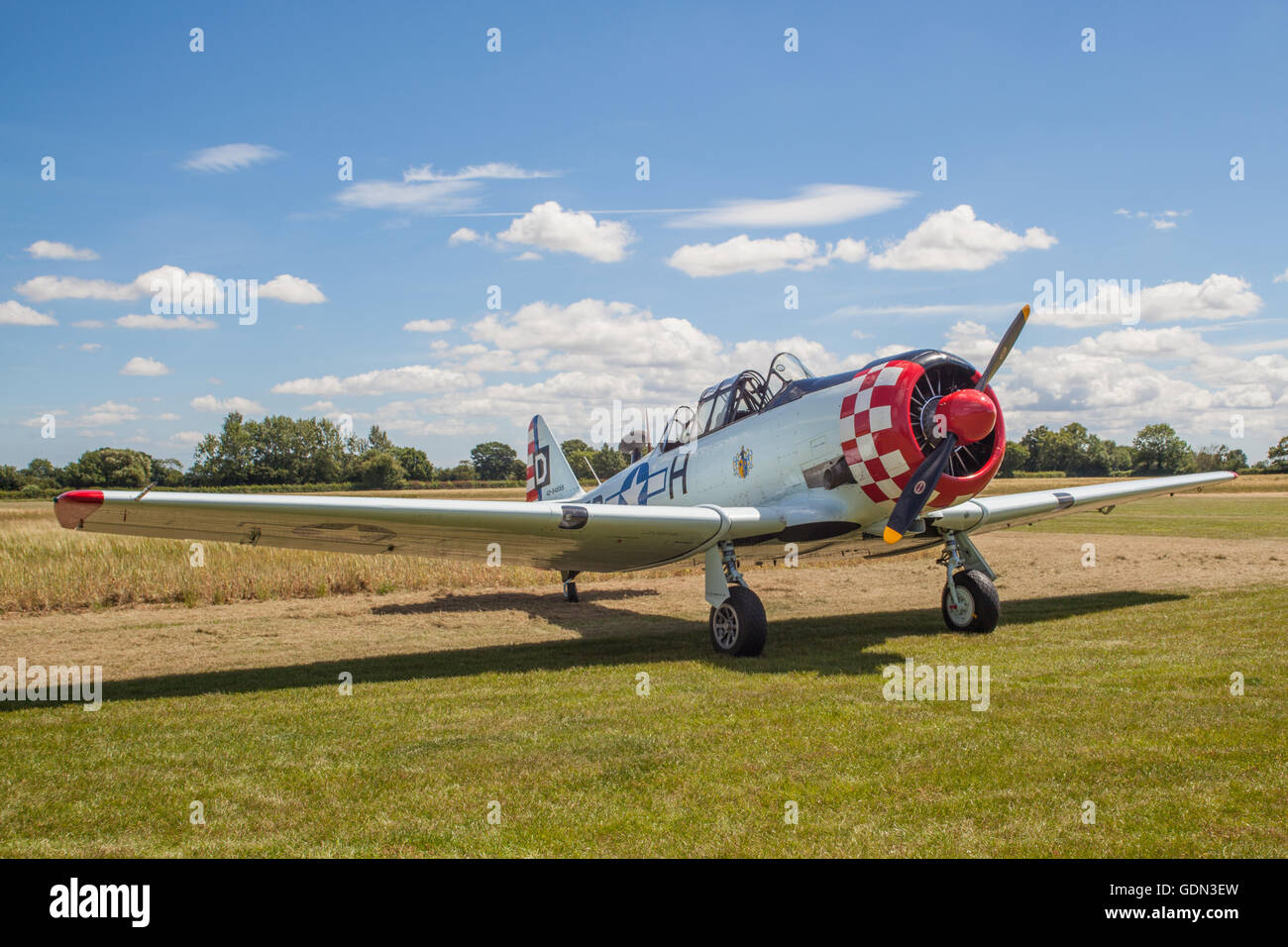 at-6D Harvard III (T6 Texan) at hardwick warbirds Stock Photo