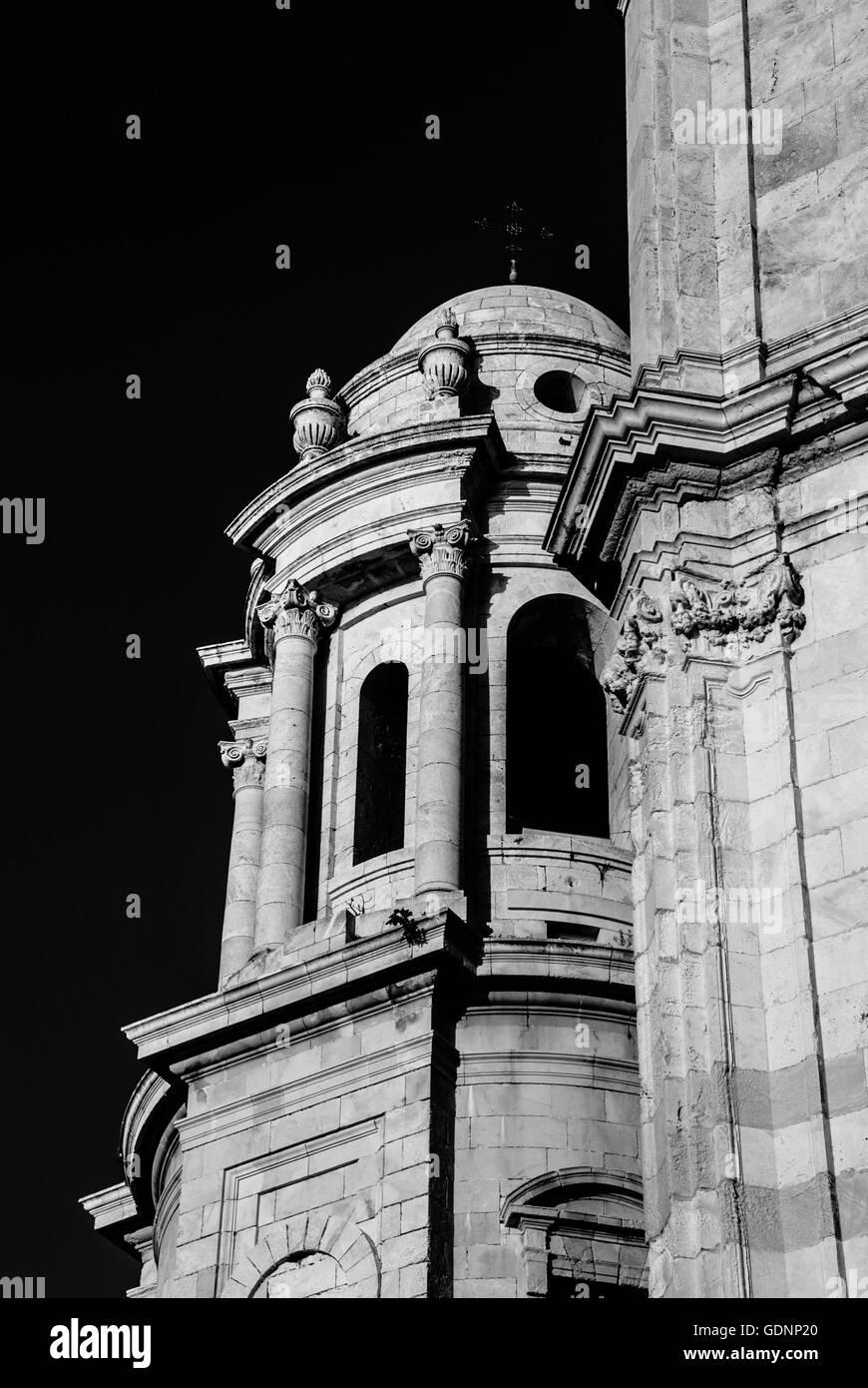 Dark sky cathedral tower hi-res stock photography and images - Alamy