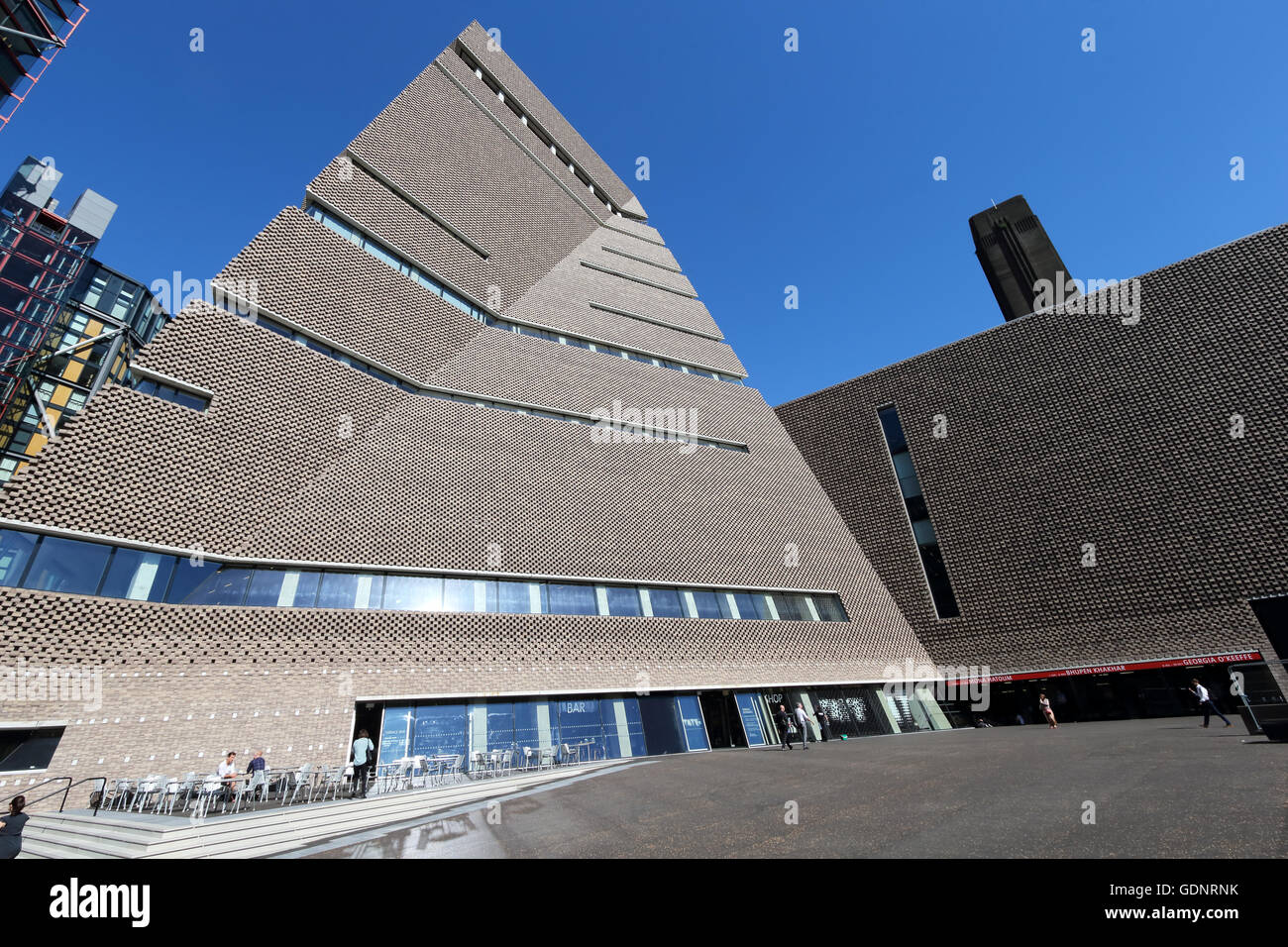 The Switch House a ten storey extension of the Tate Modern Art Gallery, London. Designed by Herzog & de Meuron, opened June 2016 Stock Photo