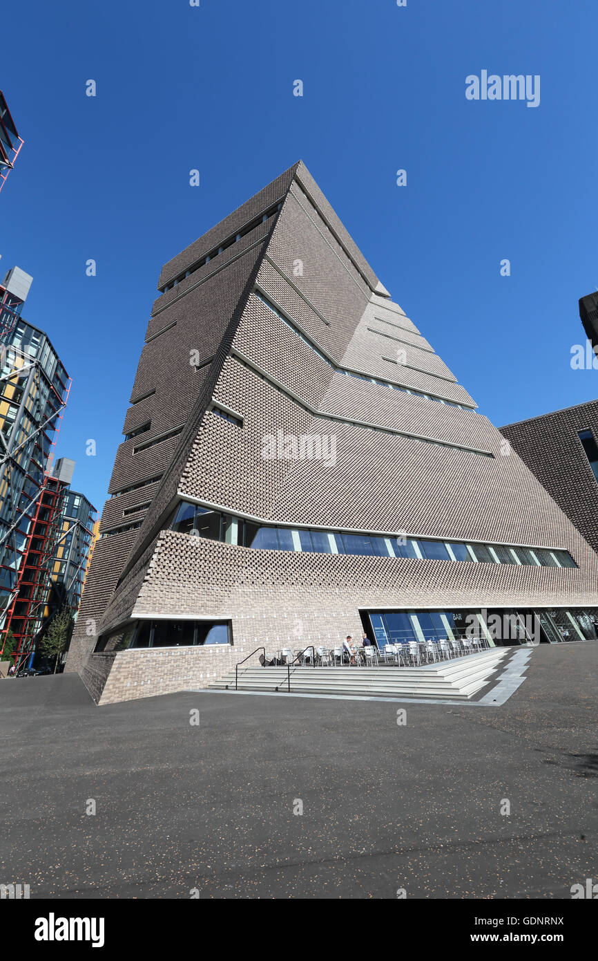 The Switch House a ten storey extension of the Tate Modern Art Gallery, London. Designed by Herzog & de Meuron, opened June 2016 Stock Photo