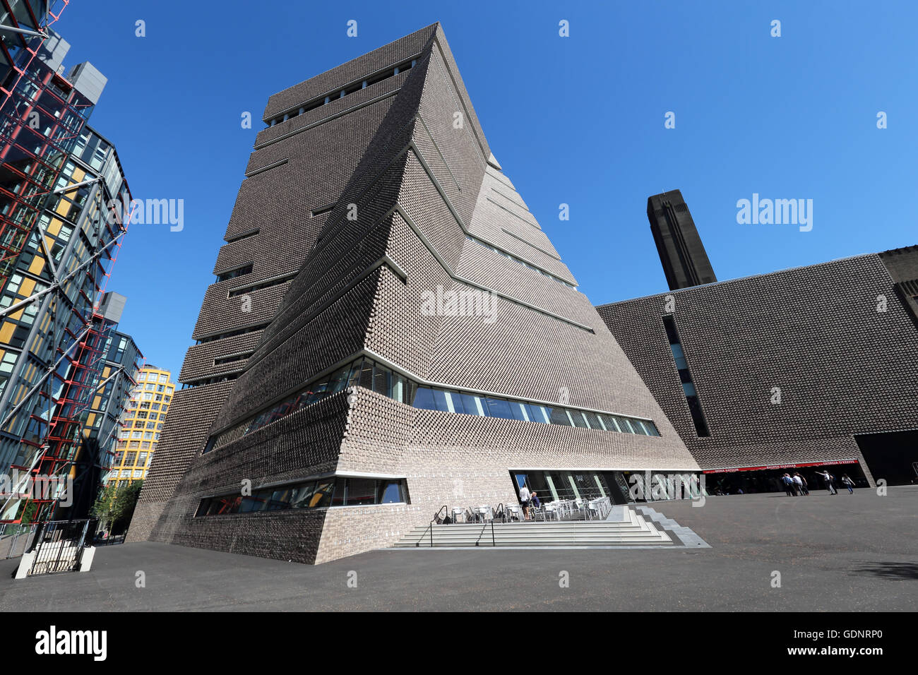 The Switch House a ten storey extension of the Tate Modern Art Gallery, London. Designed by Herzog & de Meuron, opened June 2016 Stock Photo