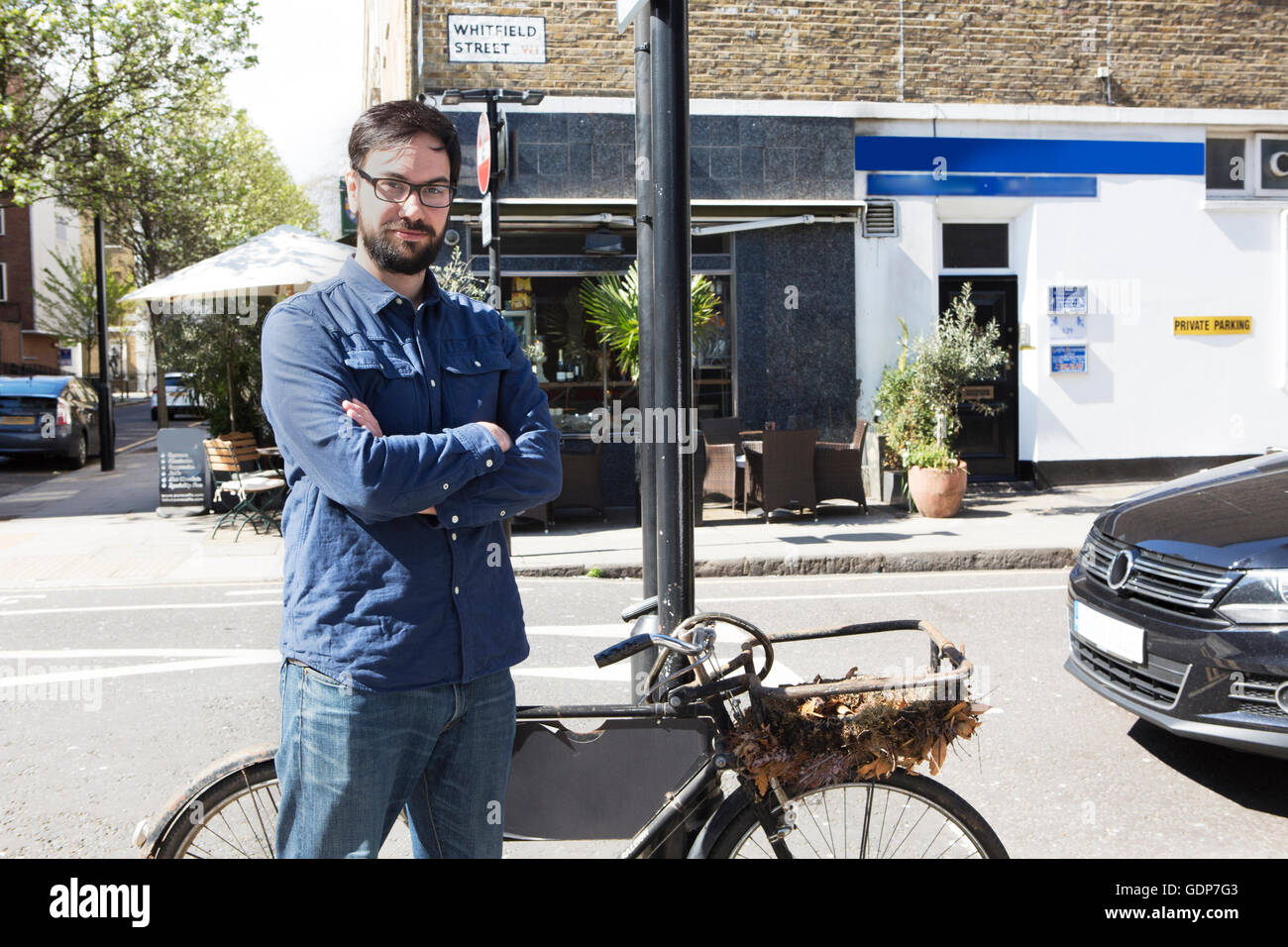 Man beard standing street hi-res stock photography and images - Alamy