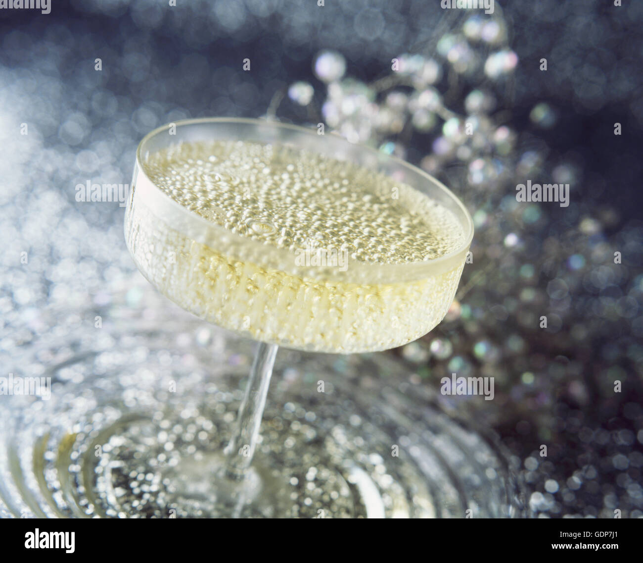 Alcoholic drinks, bubbly champagne in champagne glass Stock Photo - Alamy