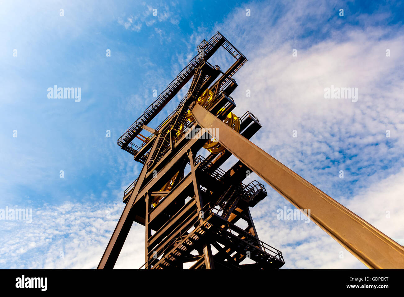 Miner oil rig tower Stock Photo - Alamy