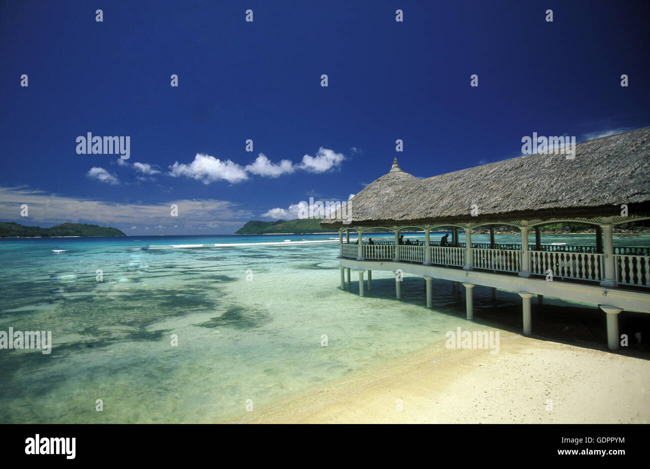Ein Traumstrand auf der Insel Praslin der Inselgruppe Seychellen im Indischen Ozean in Afrika. Stock Photo